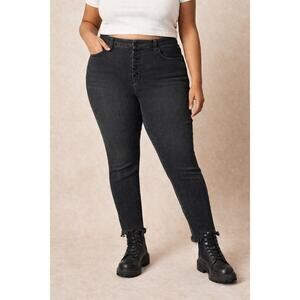 Torrid Premium Black Button Fly Skinny Jeans 14R High Rise